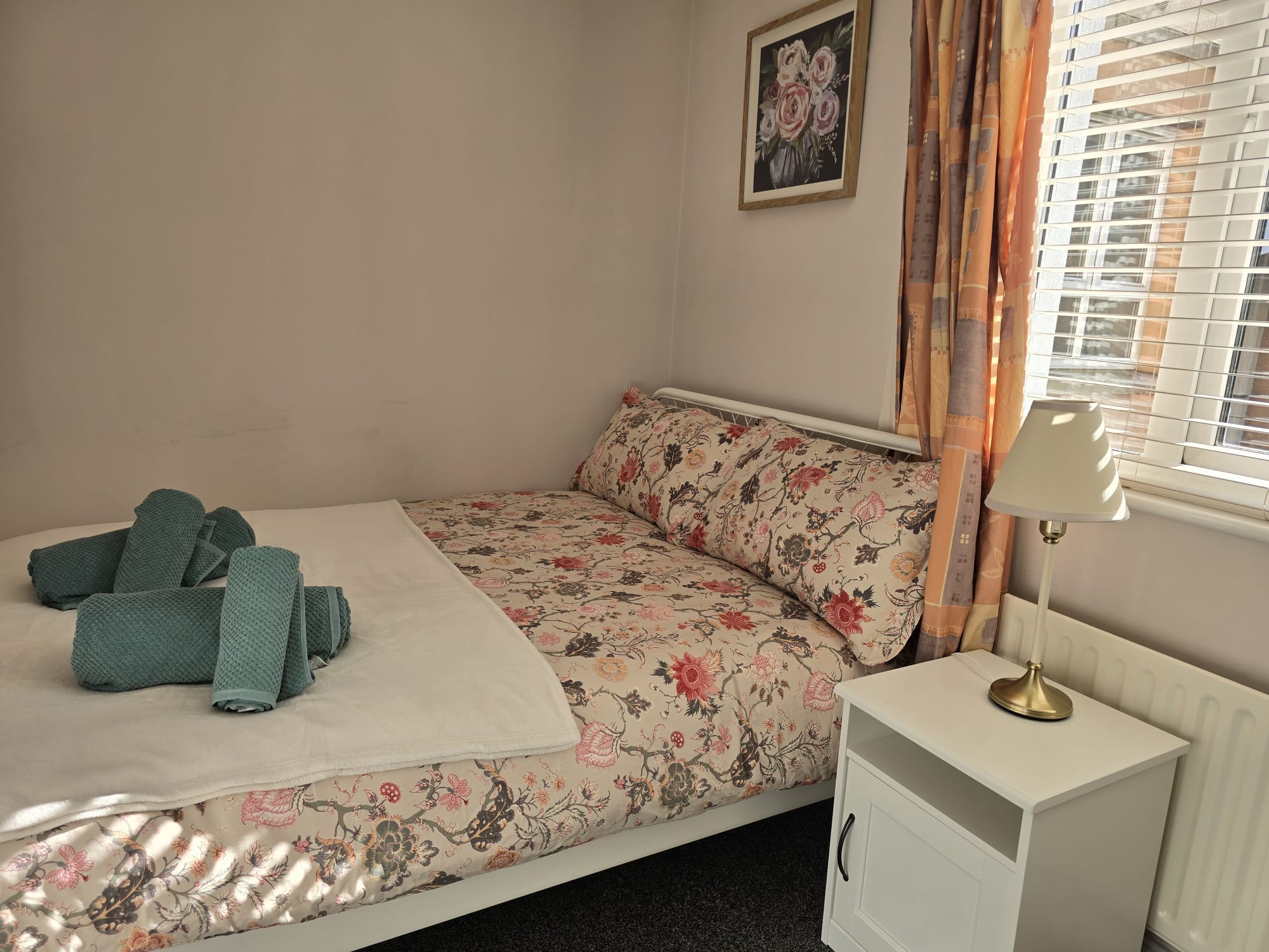 Third bedroom with twin beds